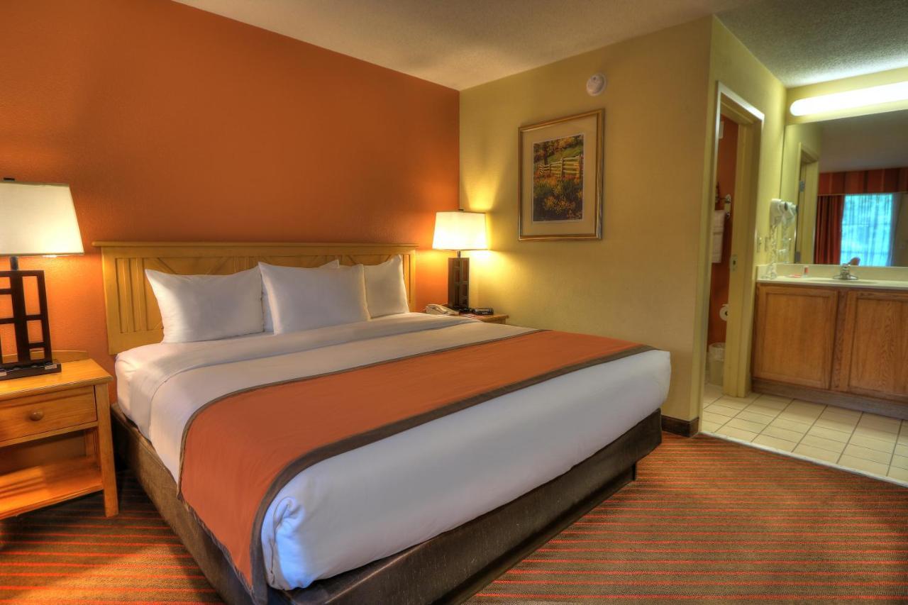 Econo Lodge Pigeon Forge Riverside Exterior foto